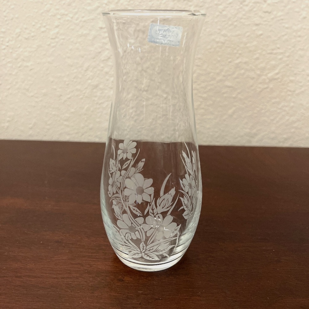 Pasabahce Quality Glass Vase Etched Flowers  Made in Turkey With Sticker 7" H